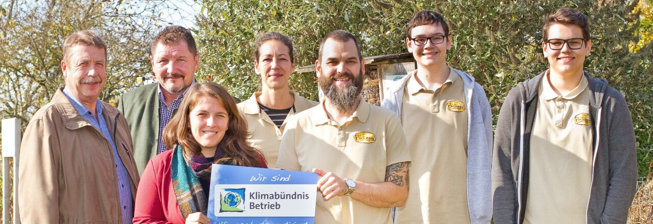 Bio-Imkerei Obendorfer ist erster Klimabündnis-Betrieb im Bezirk 