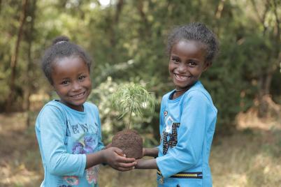 Social Media-Aktion von Menschen für Menschen ermöglicht 14.460 Bäume für Äthiopien