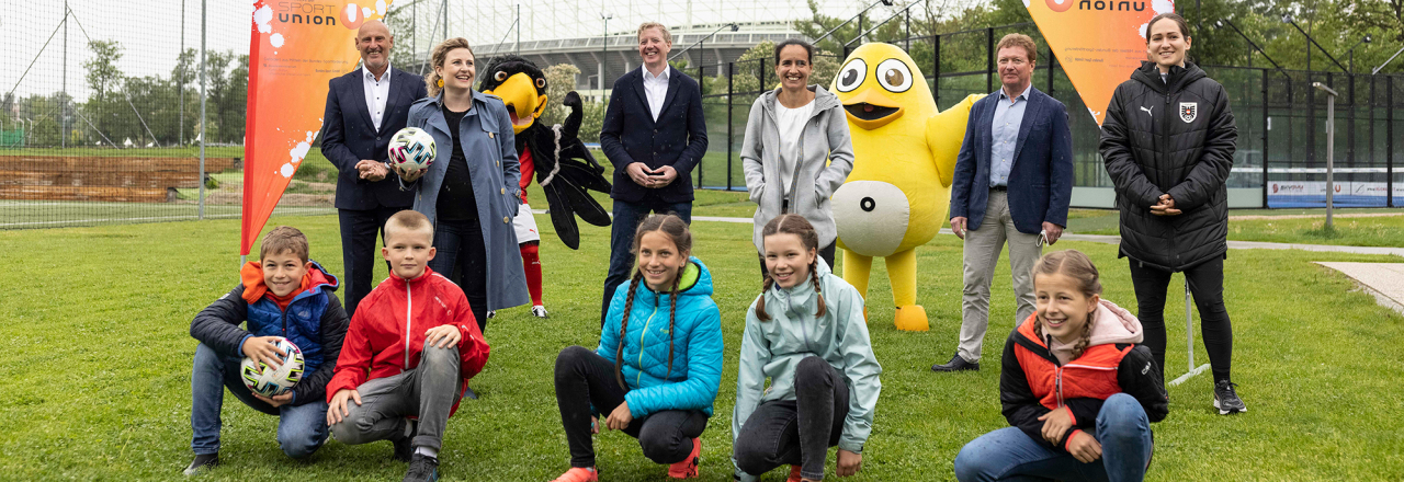 SPORTUNION, ÖFB und SIMPLY STRONG starten mit rund 50.000 Volksschulkindern eine Bewegungsoffensive