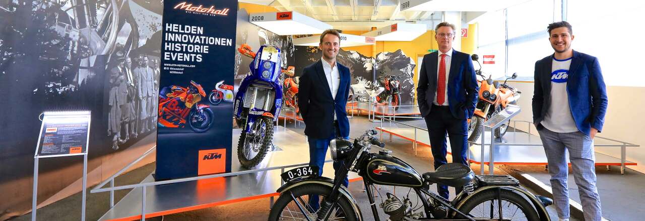 Höchste Automobil- und Motorrad-Ausstellung der Welt feiert 10. Geburtstag!