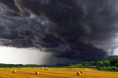 Schwere Unwetter forderten 1100 Einsatzkräfte