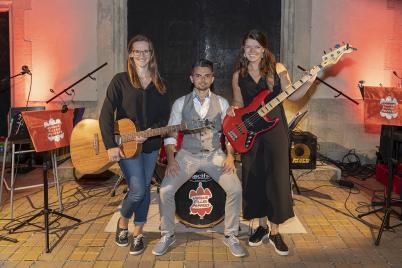 Himmlische Musikabende am Kirchenvorplatz