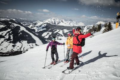 Der Skicircus dreht sich ab 24. Dezember!