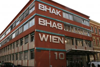 Pilotprojekt Digitale Schulnachricht an der BHAK Wien 10