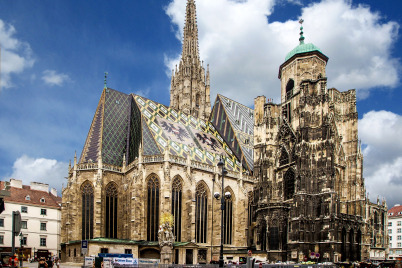 AUSTRIA FOR LIFE inszeniert den Stephansdom als Sinnbild für Zusammenhalt in Krisenzeiten