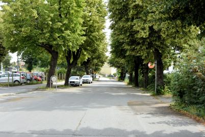 Vierwöchige Sperre der Bahnstraße zwischen Imbissstand und Bahnhofsgebäude