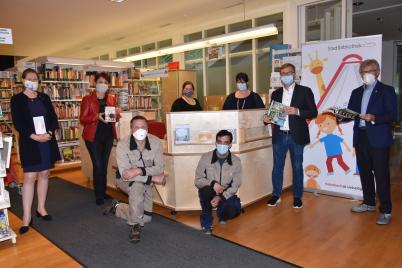 Neuer Thekenbereich in der Stadtbibliothek Mistelbach