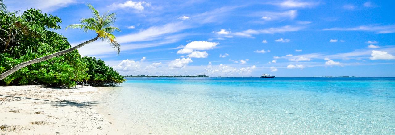 TUI nimmt als erster Veranstalter Urlaubsreisen wieder auf