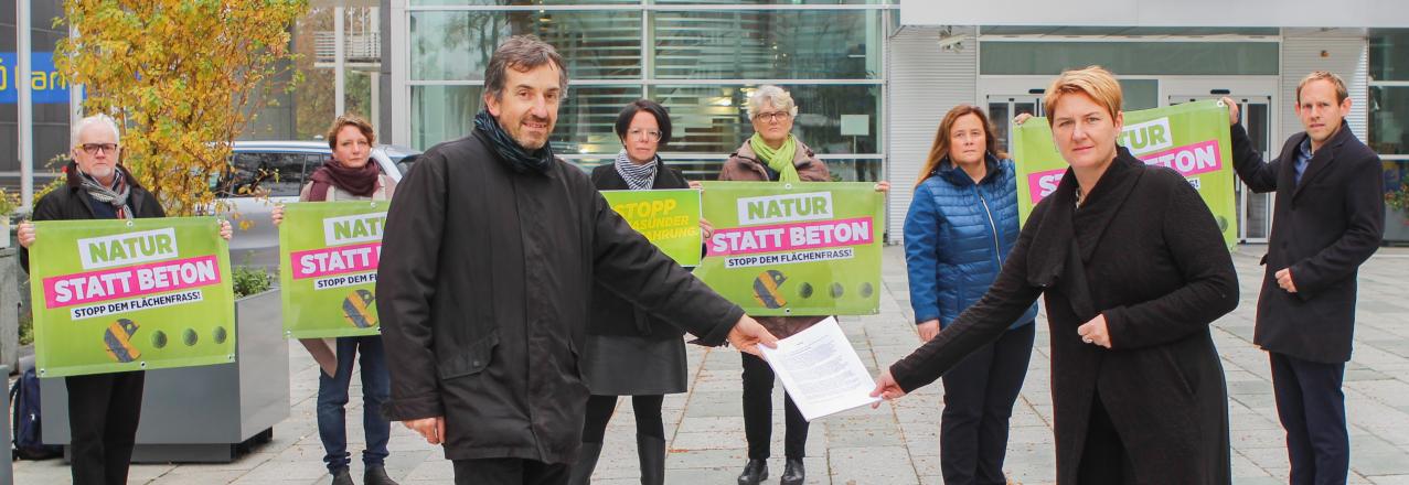 Landtag hält an klimaanheizendem  Straßenprojekt mit Kosten von 40 Mio Euro  und massiver Bodenversiegelung fest