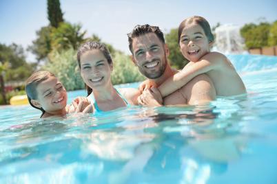 ELF PROZENT DER ÖSTERREICHISCHEN GARTENBESITZER PLANEN KAUF EINES SWIMMINGPOOLS