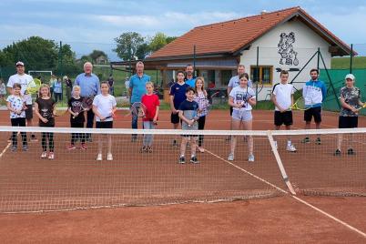 Gemeinsames Projekt der Gaweinstaler Tennisvereine