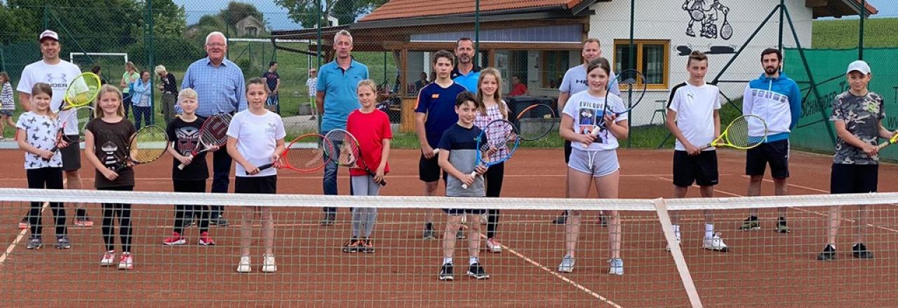 Gemeinsames Projekt der Gaweinstaler Tennisvereine