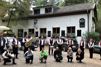 Frühschoppen beim Waldheurigen Martinsklause in Mistelbach