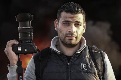 dpa-Fotograf Anas Alkharboutli erhält Auszeichnung