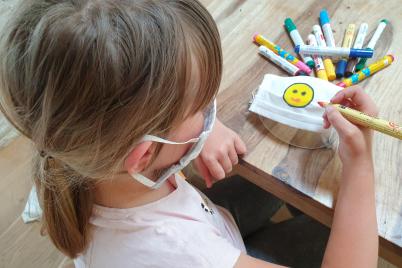 Kids als Schutzmasken-Designer