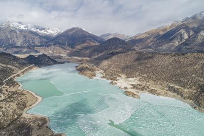 Ein ökologisches, offenes, vermittelndes und bewahrendes Tibet heißt Sie willkommen