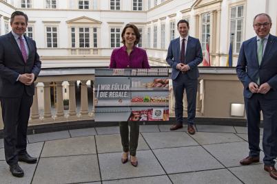 Tag der leeren Supermarktregale jährt sich zum ersten Mal