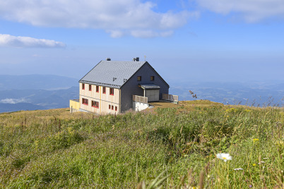 GRIFFNER übergibt Koralpenhaus auf 1966 Metern Seehöhe