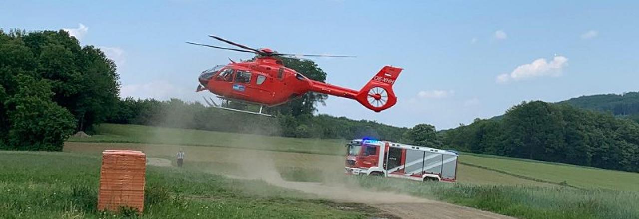 Notarzthubschrauber Martin 5 aus Bad Vöslau im Einsatz