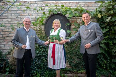 Weinviertler Tracht als Heimat-Botschafter