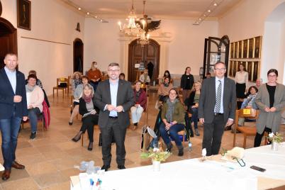 Landesrat Schleritzko besucht Hauptregionstreffen der Bibliothekare im Weinviertel